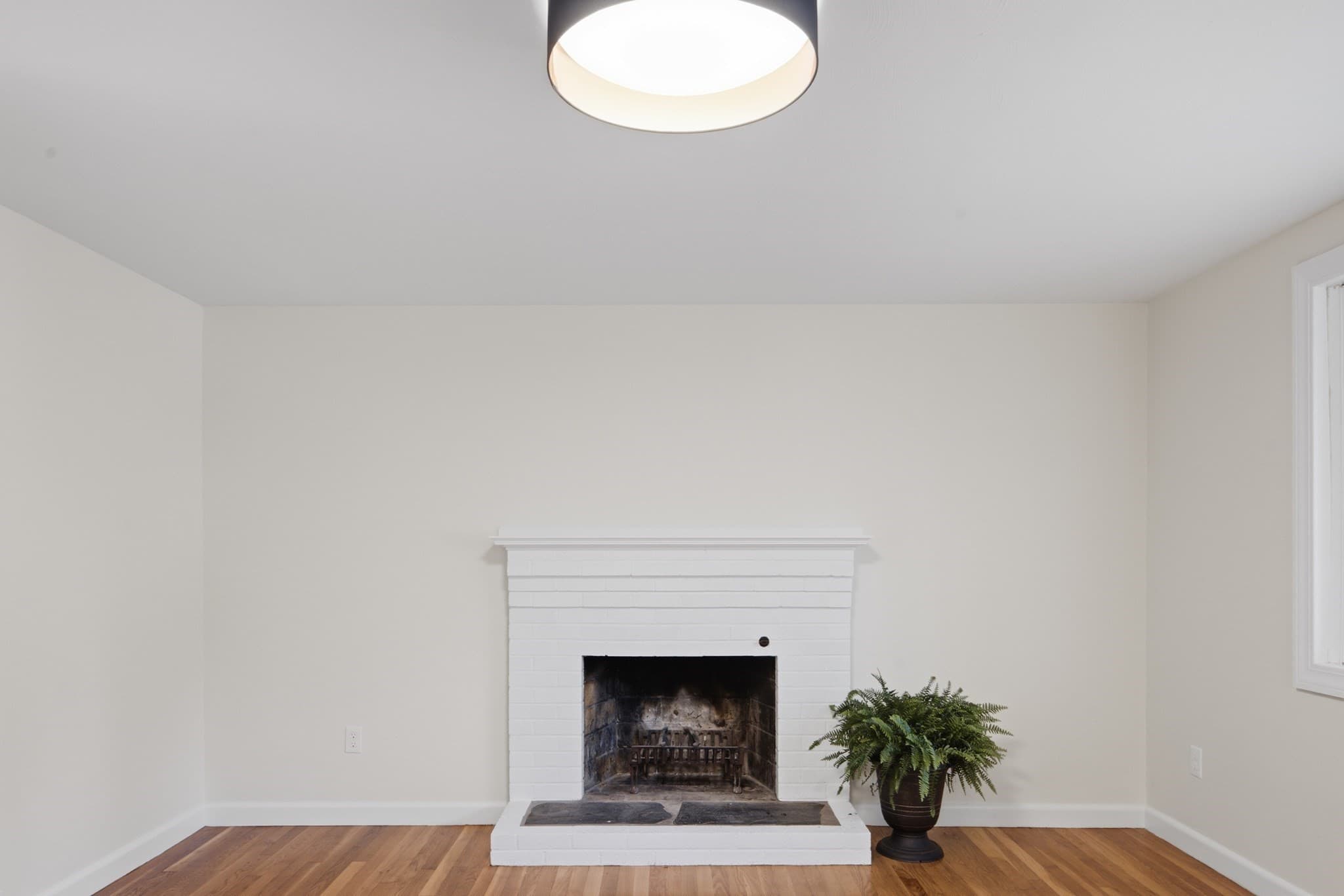 Single Family Residence at 157 Marks St, Rockland MA 02370, Rockland, photo 10 of 42