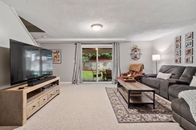Condominium at 30 Sycamore Drive # 30, Leominster MA 01453, Leominster, photo 13 of 18