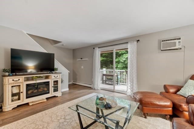 Condominium at 30 Sycamore Drive # 30, Leominster MA 01453, Leominster, photo 5 of 18