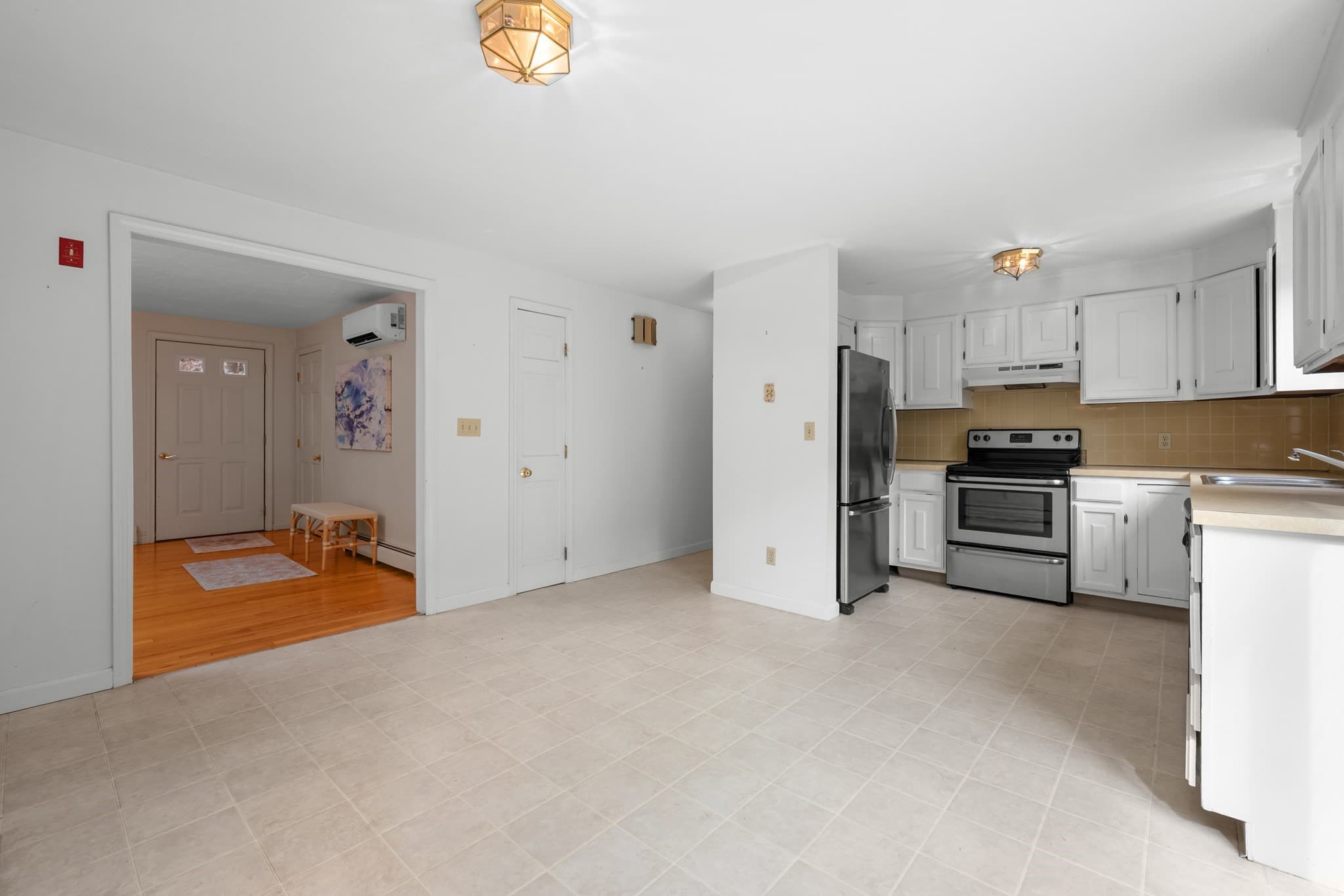 Single Family Residence at 31 Old Village Rd, Chatham MA 02633, Chatham, photo 10 of 41