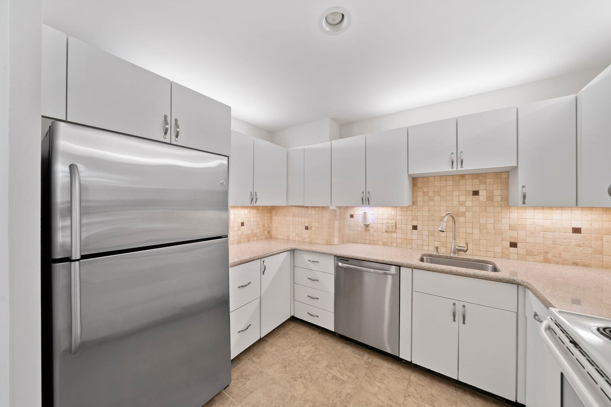 100 Parks St # 27, Duxbury MA 02332