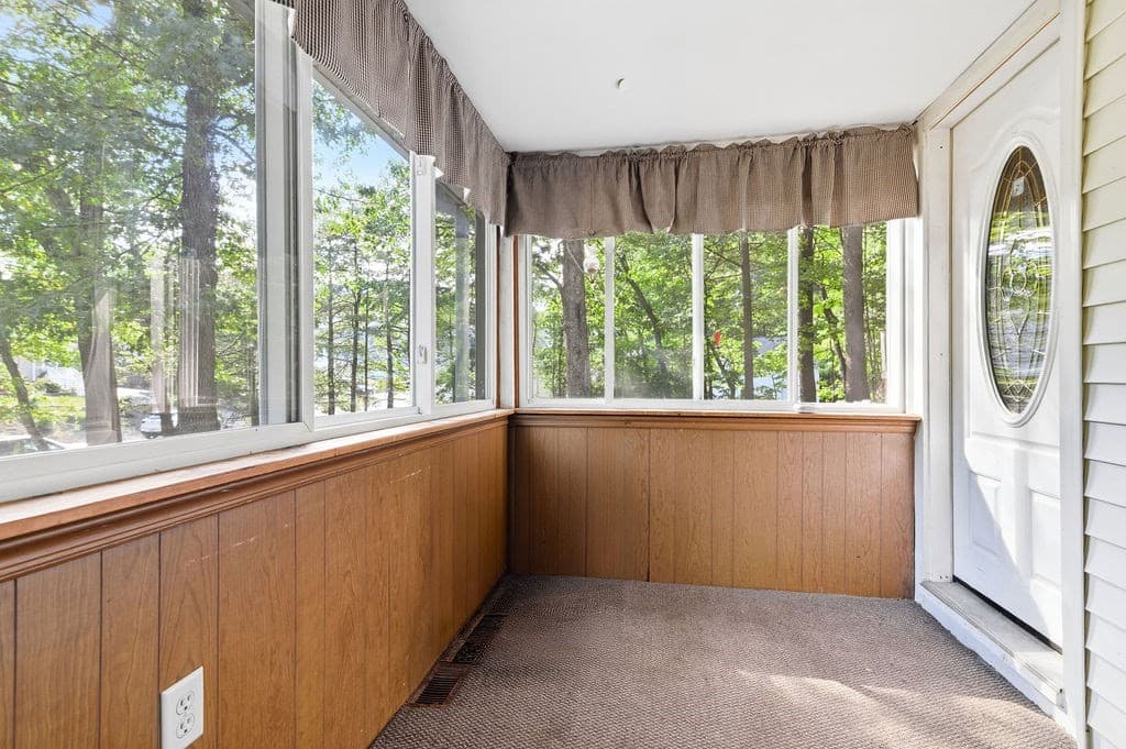Single Family Residence at 15 Samoset Street, Weymouth MA 02190, Weymouth, photo 5 of 32