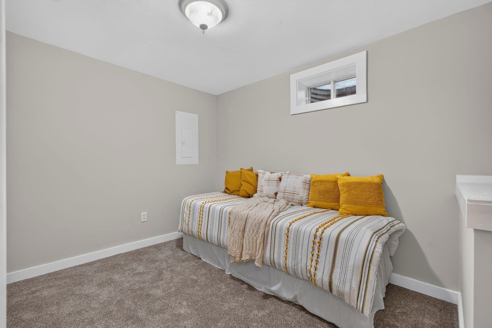 Single Family Residence at 25 Old Center St, Carver MA 02330, Carver, photo 18 of 41