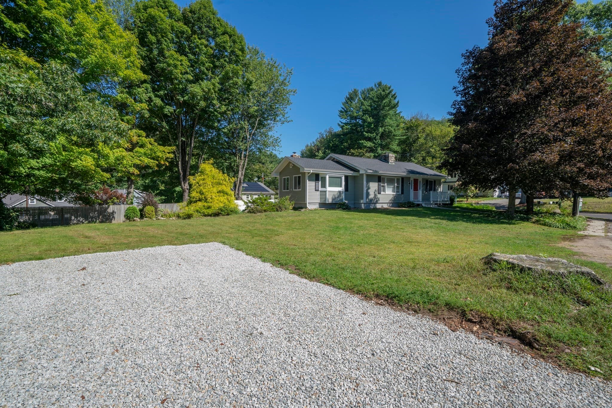 Single Family Residence at 2 Highland Ave, Charlton MA 01507, Charlton, photo 4 of 37