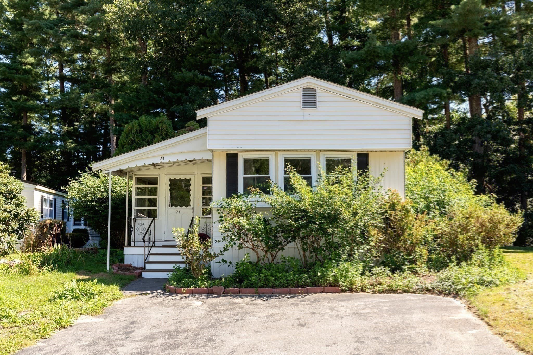 Mobile Home at 71 Maplewood Dr, Halifax MA 02338, Halifax, photo 23 of 27
