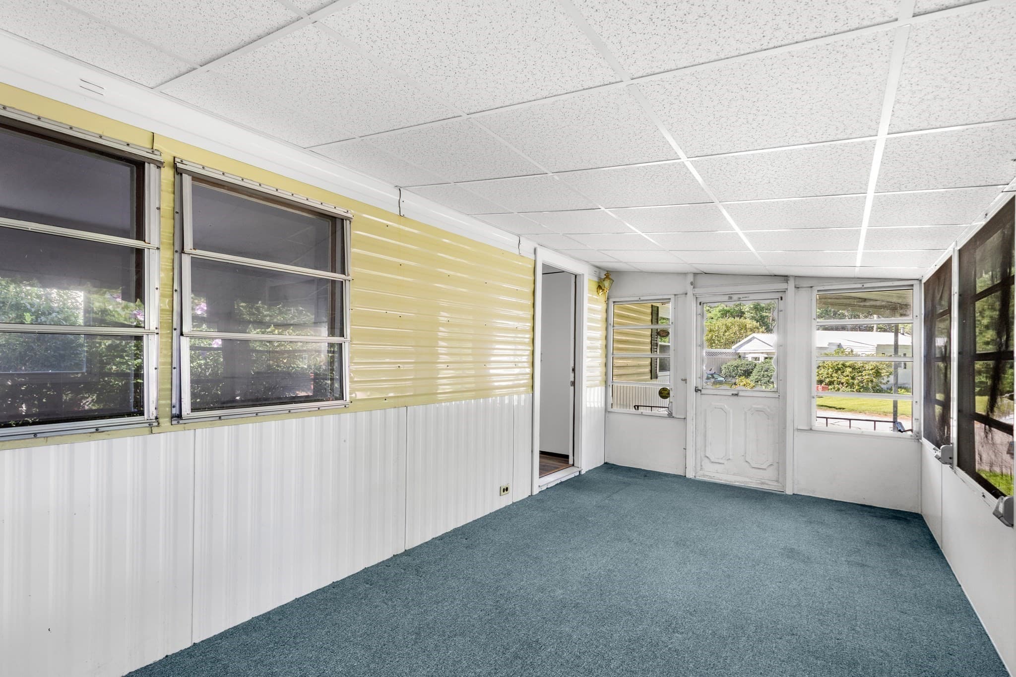 Mobile Home at 71 Maplewood Dr, Halifax MA 02338, Halifax, photo 22 of 27
