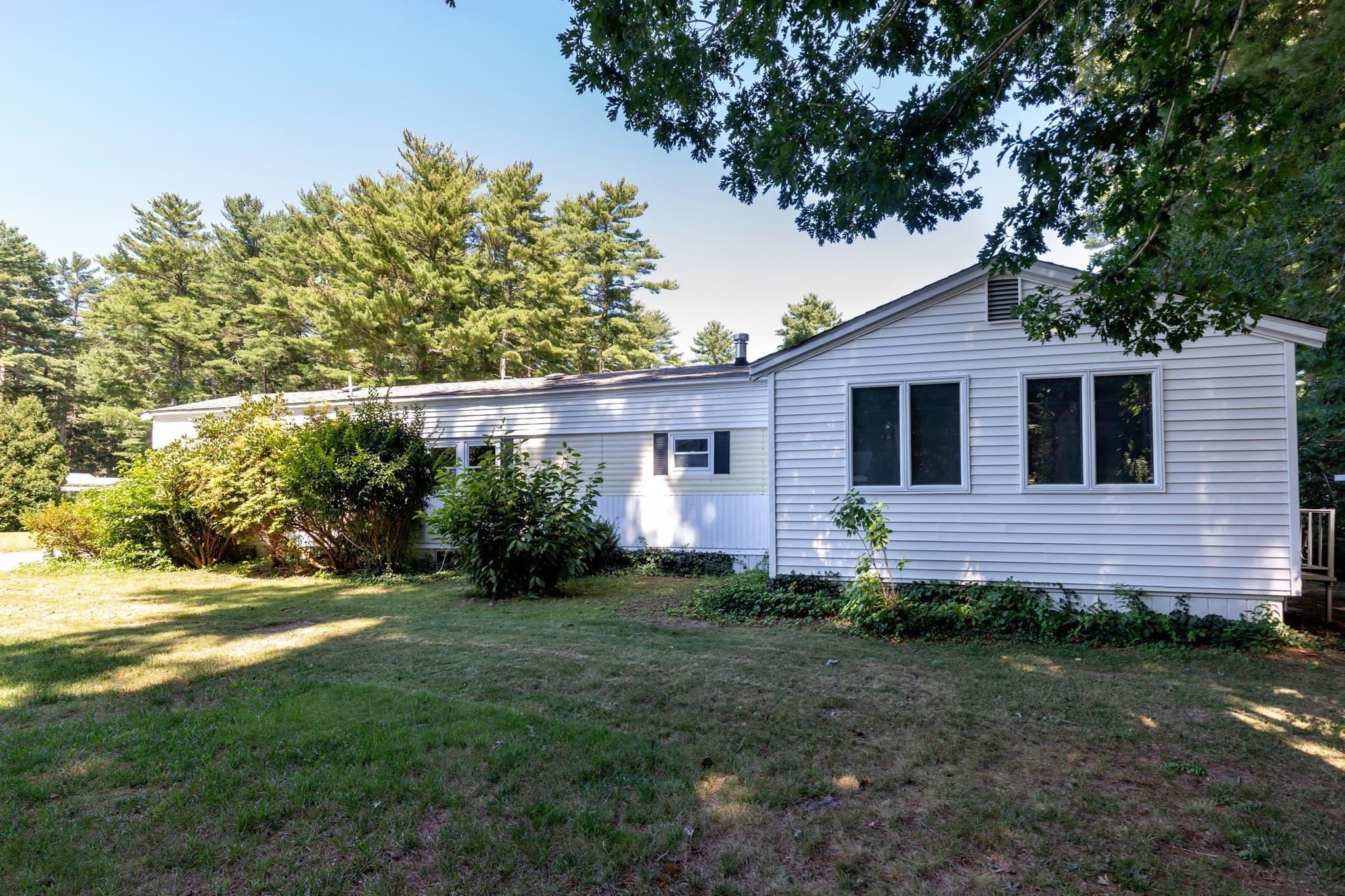 Mobile Home at 71 Maplewood Dr, Halifax MA 02338, Halifax, photo 3 of 27