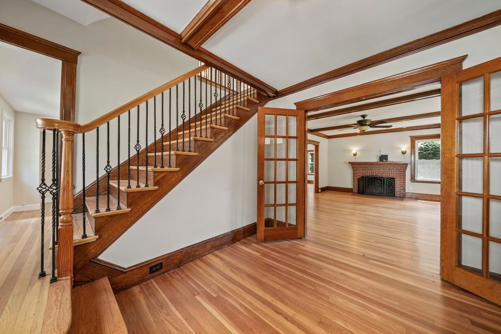 Single Family Residence at 84 Blue Hills Parkway, Milton MA 02186, Milton, photo 5 of 35