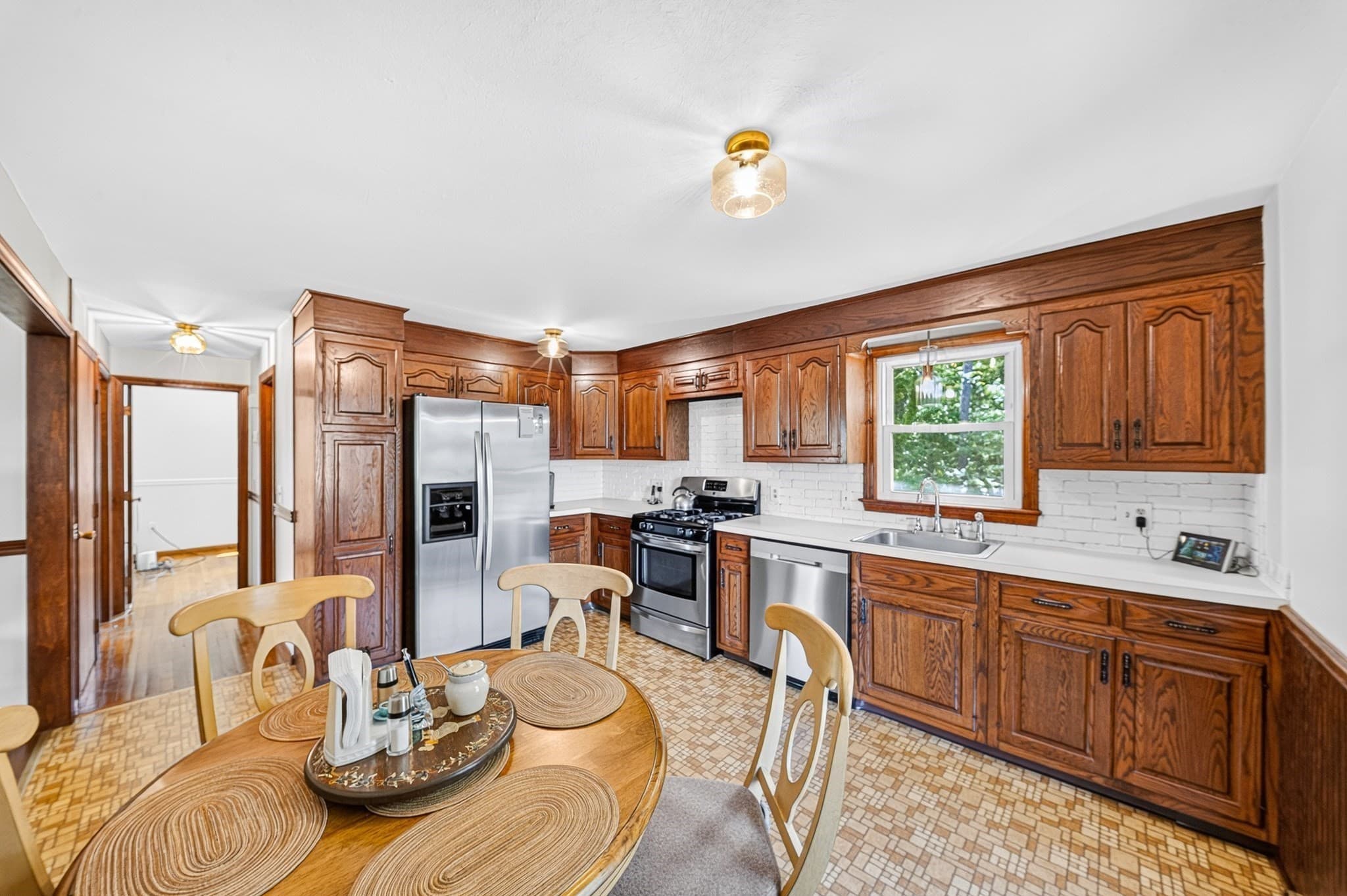 Single Family Residence at 1761 Washington St, East Bridgewater MA 02333, East Bridgewater, photo 11 of 20