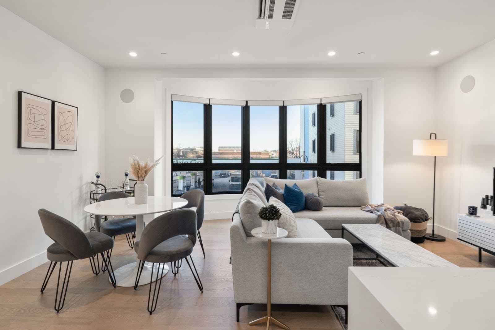 Condominium at 75 W Broadway # 202, Boston MA 02127, Boston, photo 4 of 34