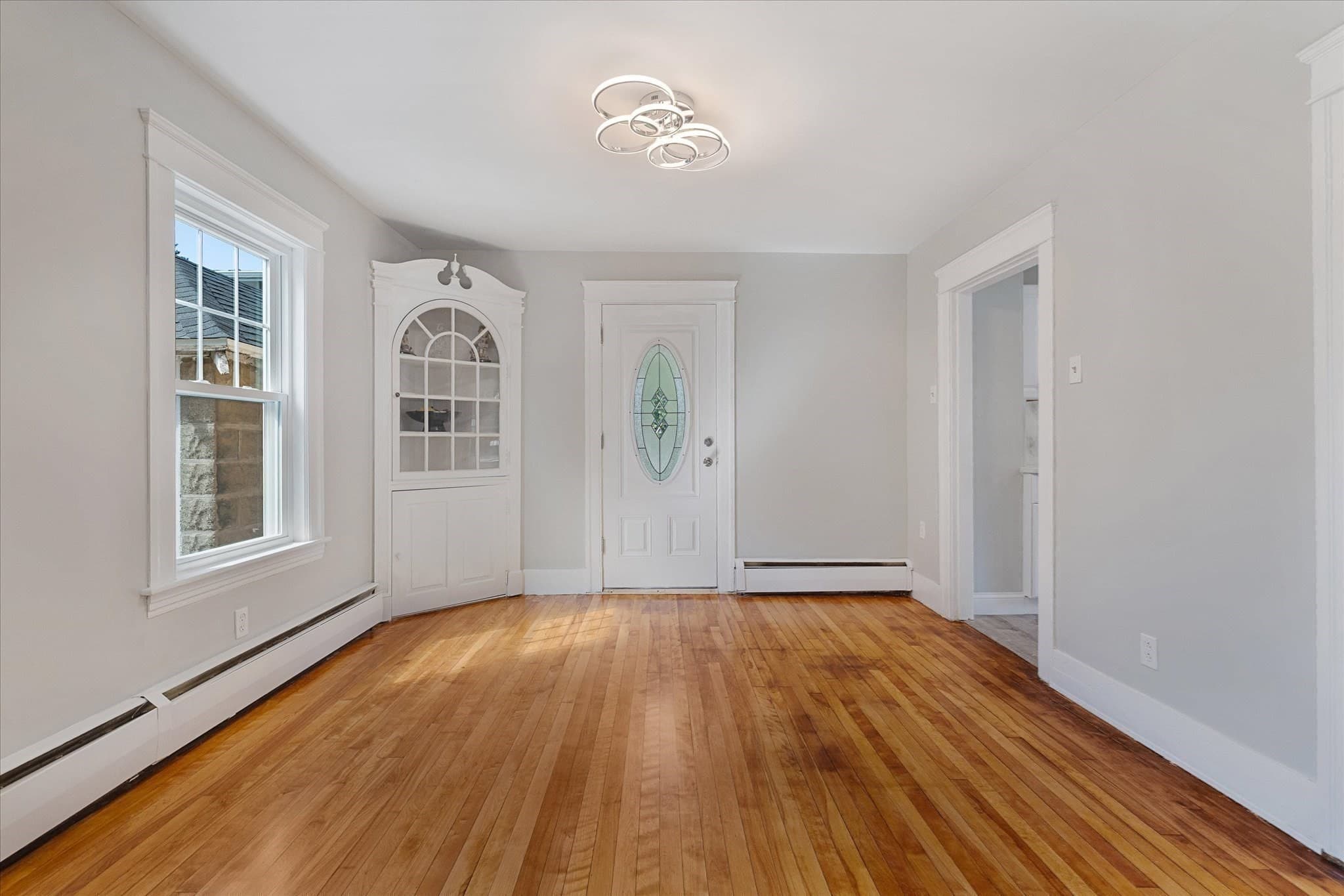 Single Family Residence at 308 Bridle Path, Worcester MA 01604, Worcester, photo 12 of 40