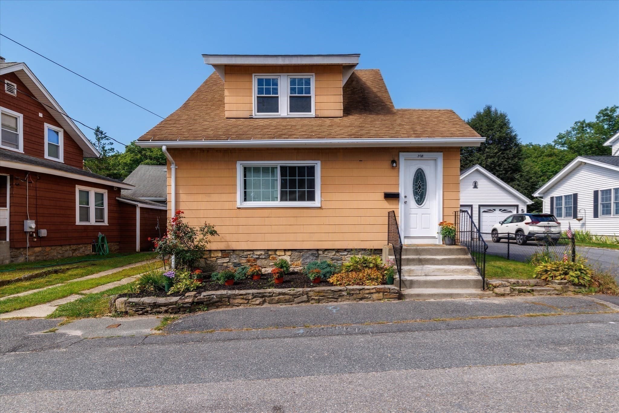 308 Bridle Path, Worcester MA 01604