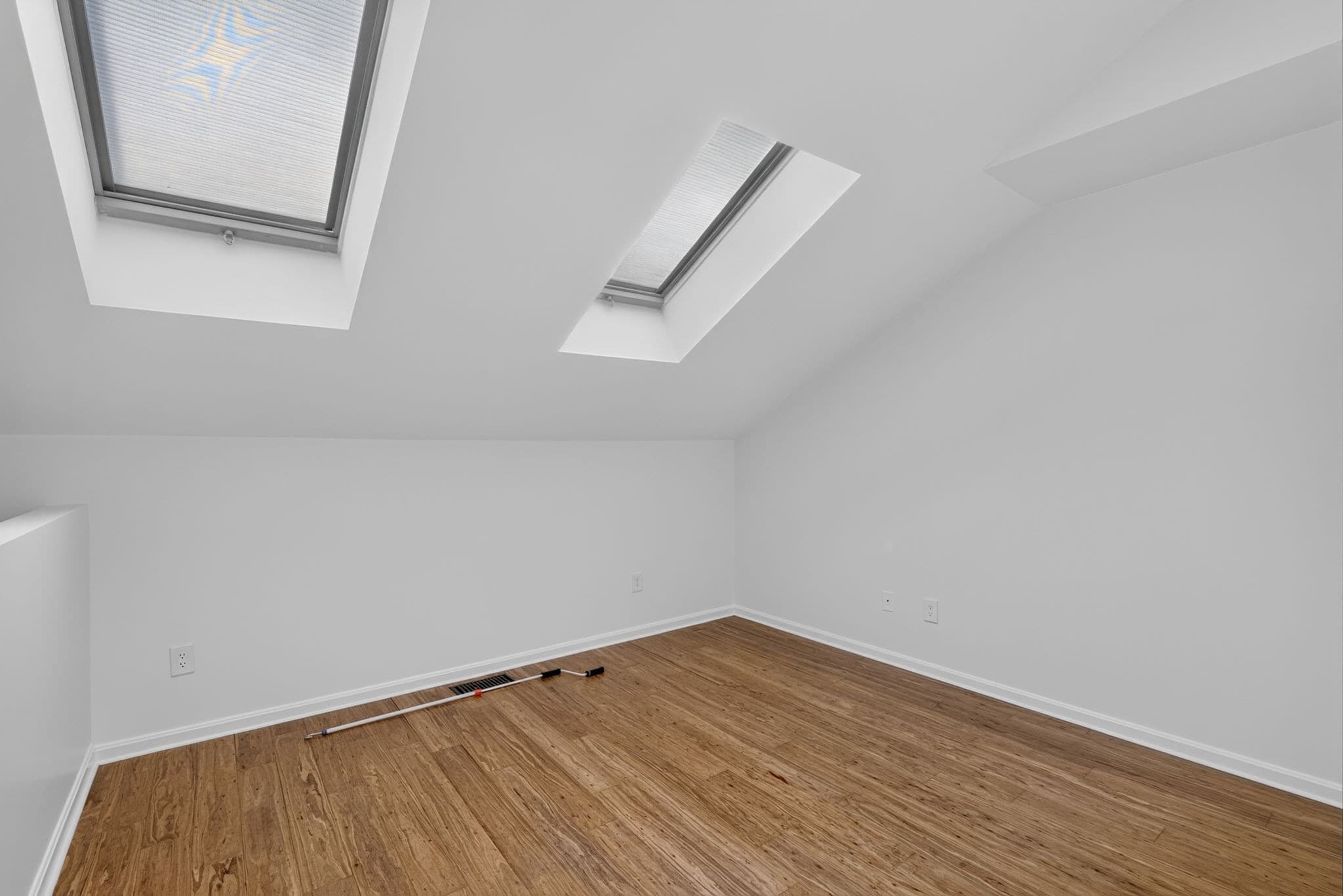 Condominium at 28 Admirals Way # 28, Chelsea MA 02150, Chelsea, photo 20 of 27