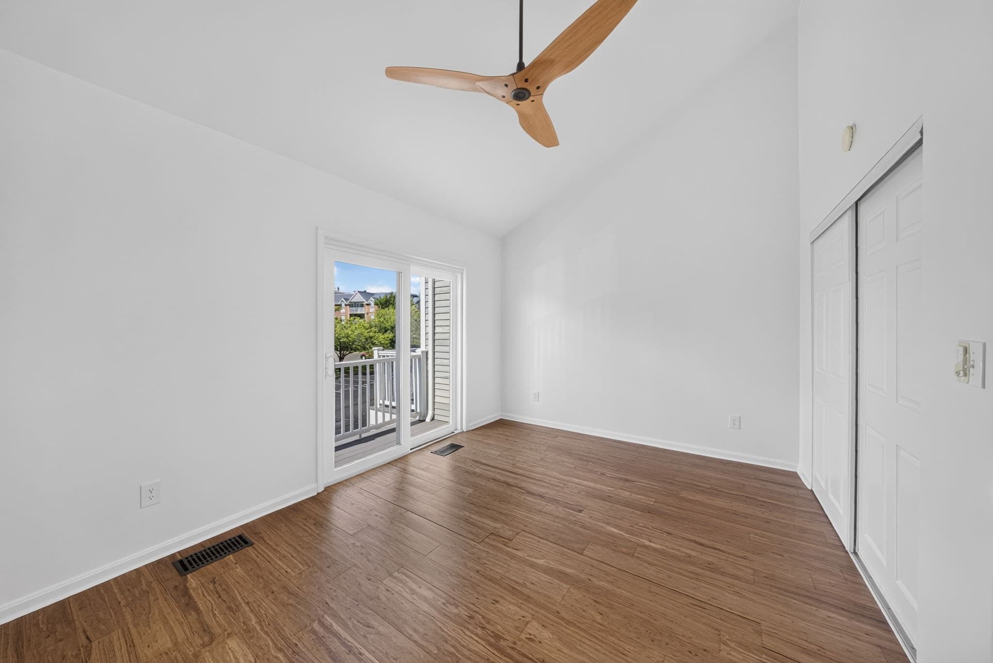 Condominium at 28 Admirals Way # 28, Chelsea MA 02150, Chelsea, photo 15 of 27