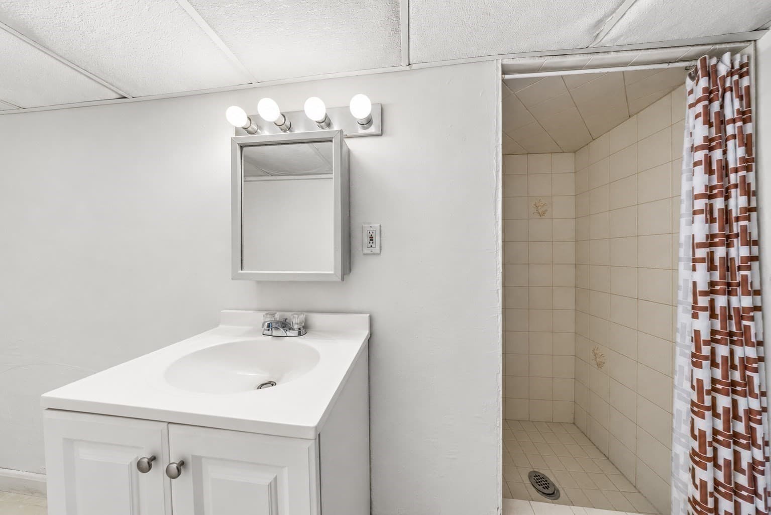 2 Family - 2 Units Up/Down at 248 Princeton St, Boston MA 02128, Boston, photo 29 of 35