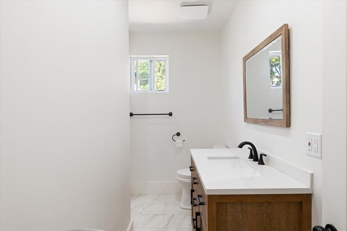 Single Family Residence at 92 Alexander St, Framingham MA 01702, Framingham, photo 21 of 27