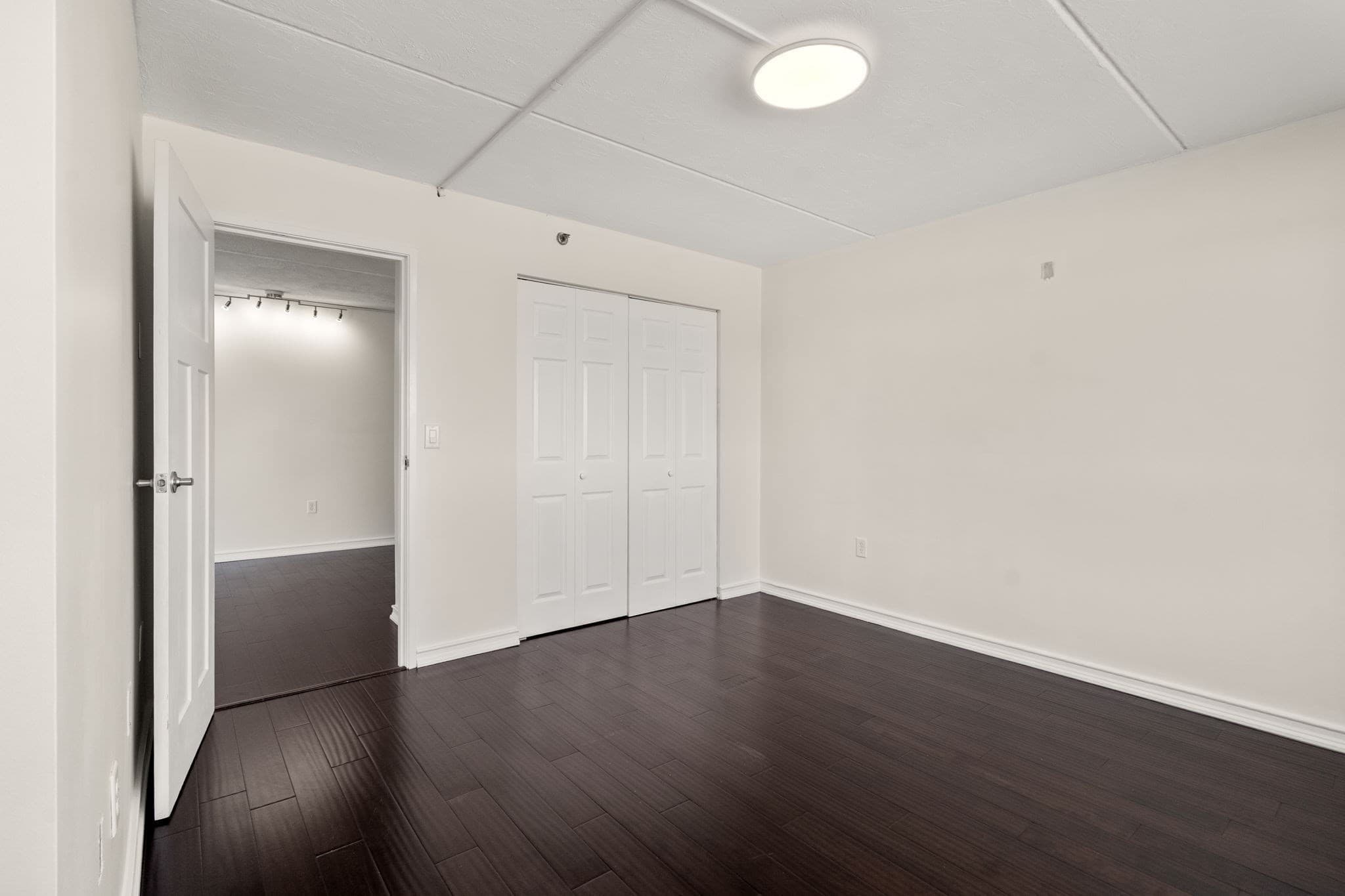 Condominium at 200 Cove Way # 1012, Quincy MA 02169, Quincy, photo 13 of 22