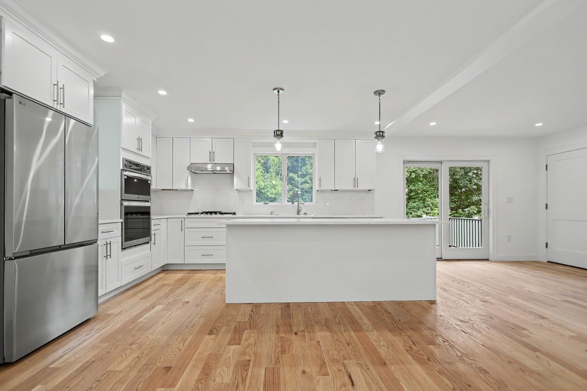 Single Family Residence at 7B Lakeshore Dr, Georgetown MA 01833, Georgetown, photo 3 of 36