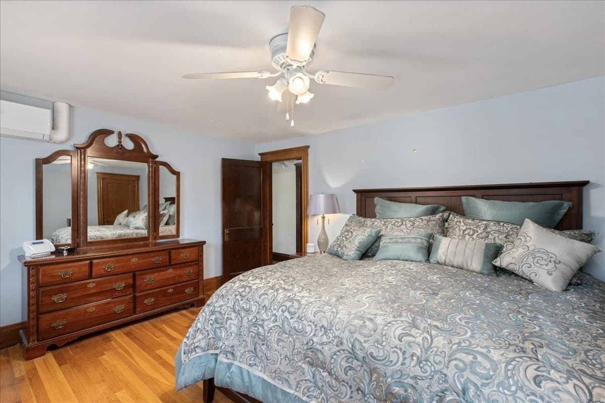 Single Family Residence at 66 Edgemere Rd, Lynn MA 01904, Lynn, photo 22 of 42