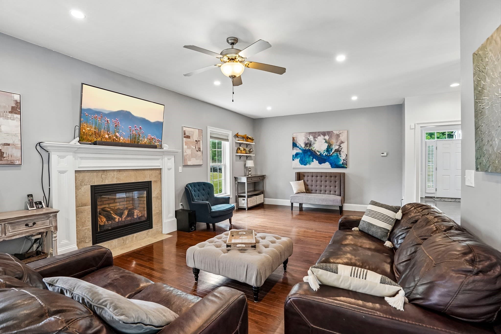 Single Family Residence at 75 Silver Fox Rd, Franklin MA 02038, Franklin, photo 6 of 40