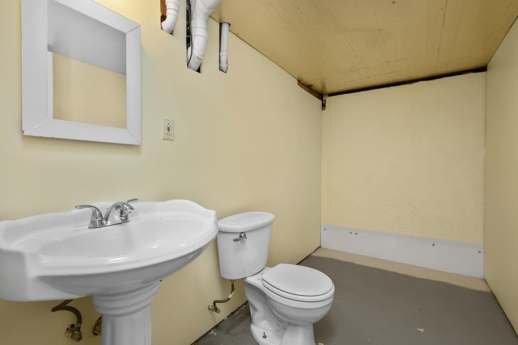 Condominium at 31 Acorn Dr # 31, Randolph MA 02368, Randolph, photo 23 of 33