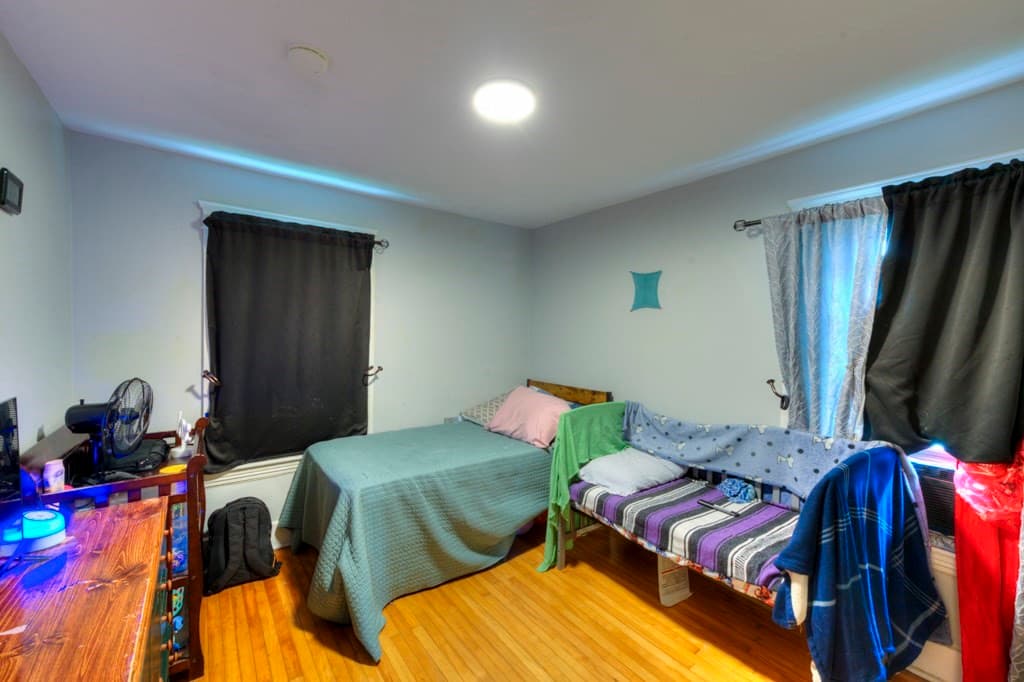 Multi Family at 279 Hamilton St, Worcester MA 01604, Worcester, photo 10 of 38