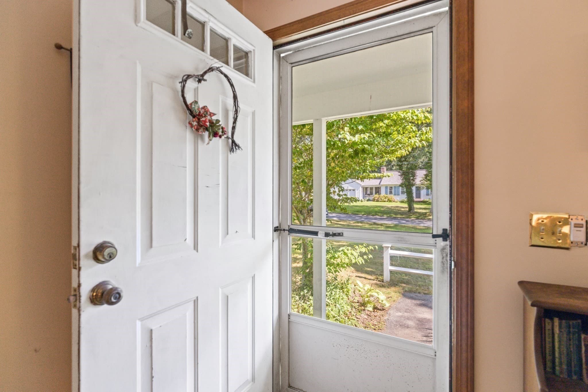 Single Family Residence at 33 Ellis Cir, Yarmouth MA 02675, Yarmouth, photo 7 of 34