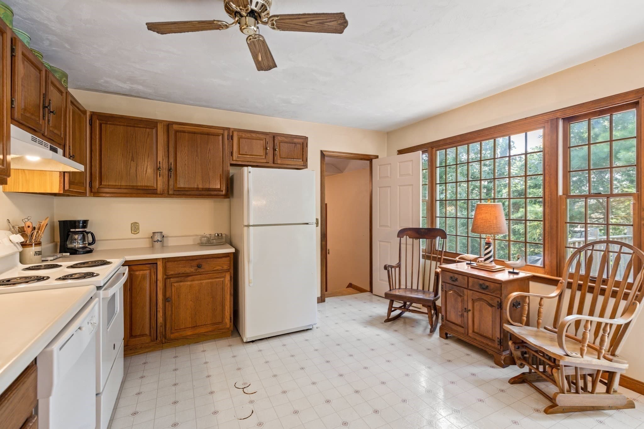 Single Family Residence at 33 Ellis Cir, Yarmouth MA 02675, Yarmouth, photo 14 of 34
