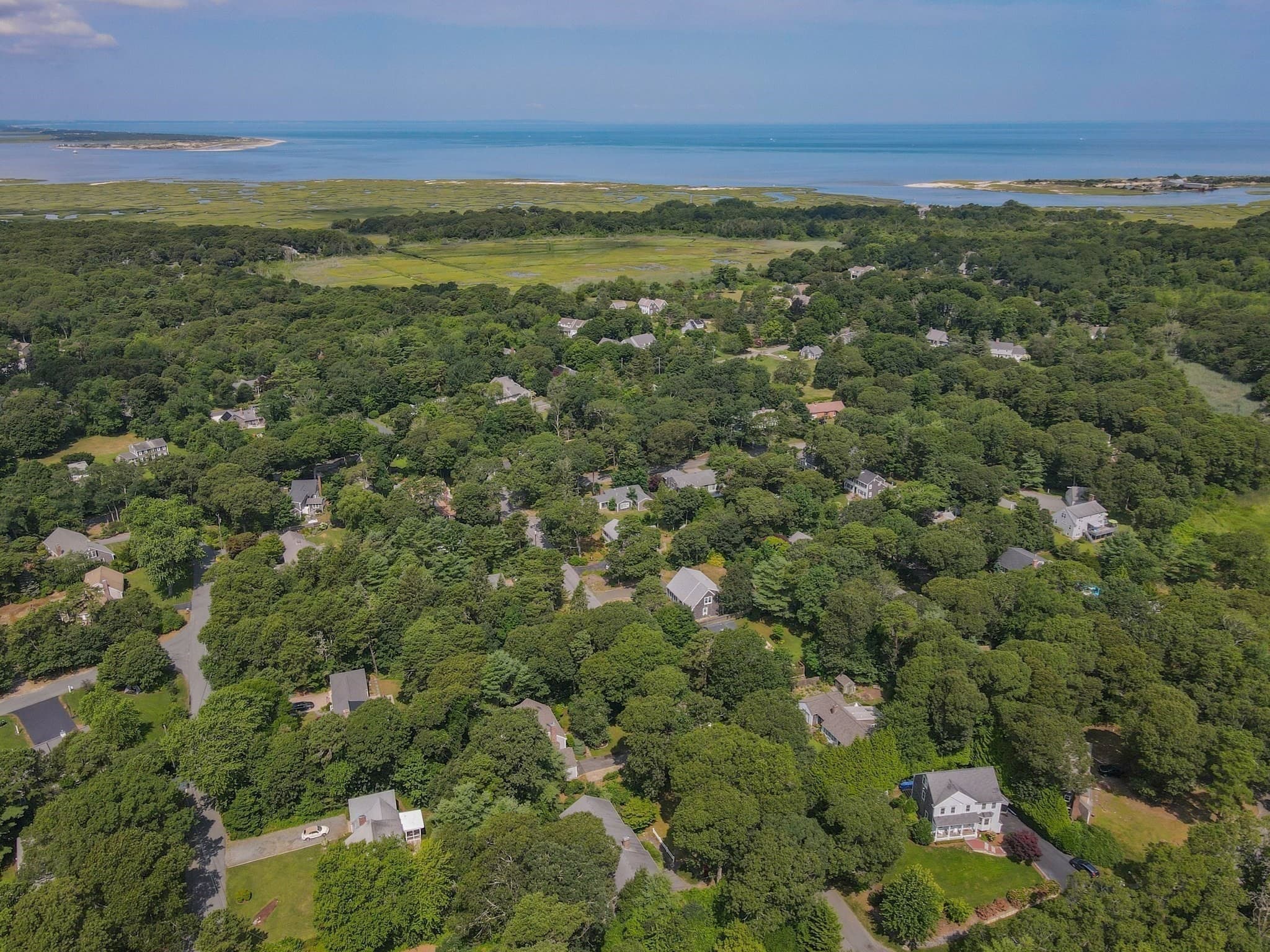 Single Family Residence at 33 Ellis Cir, Yarmouth MA 02675, Yarmouth, photo 4 of 34