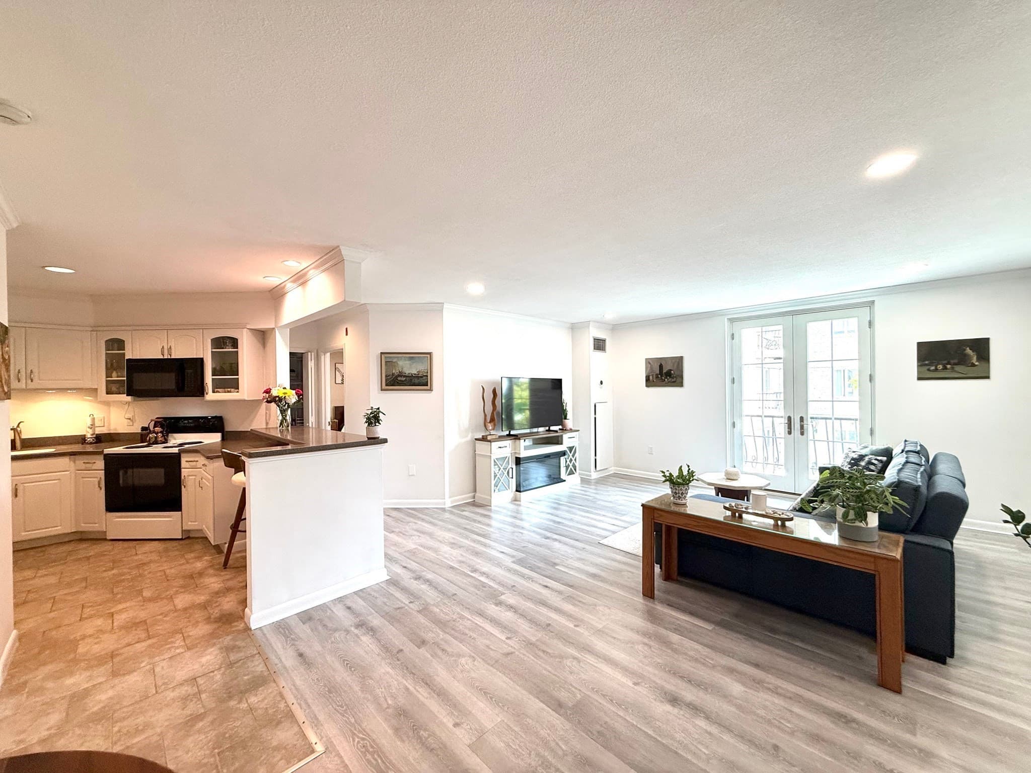 Condominium at 100 Marina Drive # 217, Quincy MA 02171, Quincy, photo 6 of 29