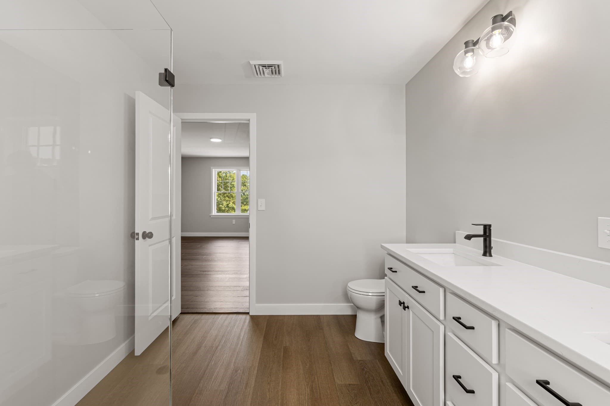 Single Family Residence at 961 Wood St, Fall River MA 02721, Fall River, photo 17 of 30