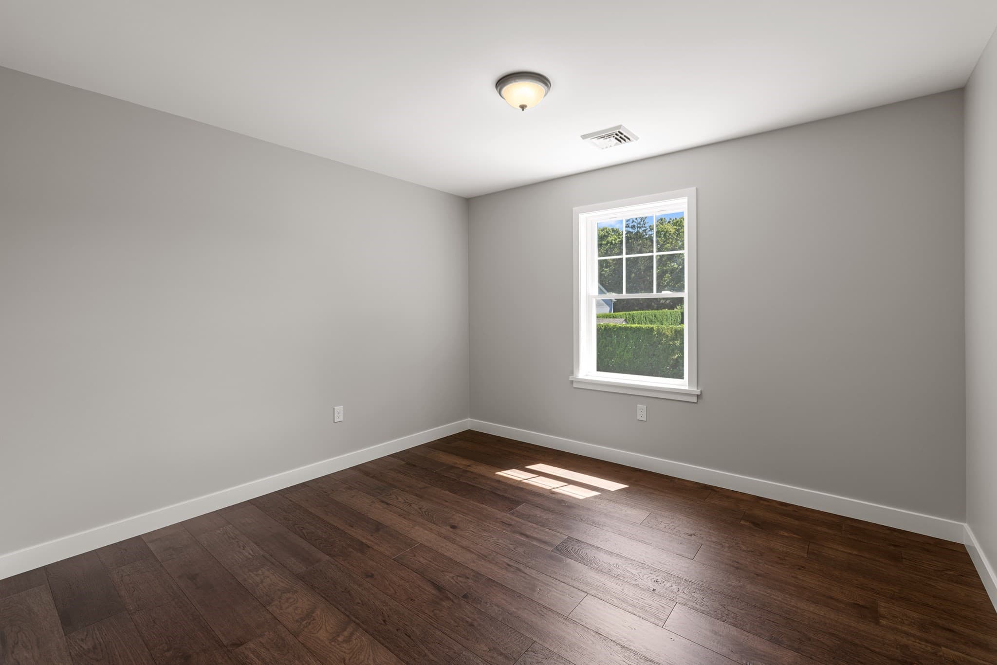 Single Family Residence at 961 Wood St, Fall River MA 02721, Fall River, photo 20 of 30