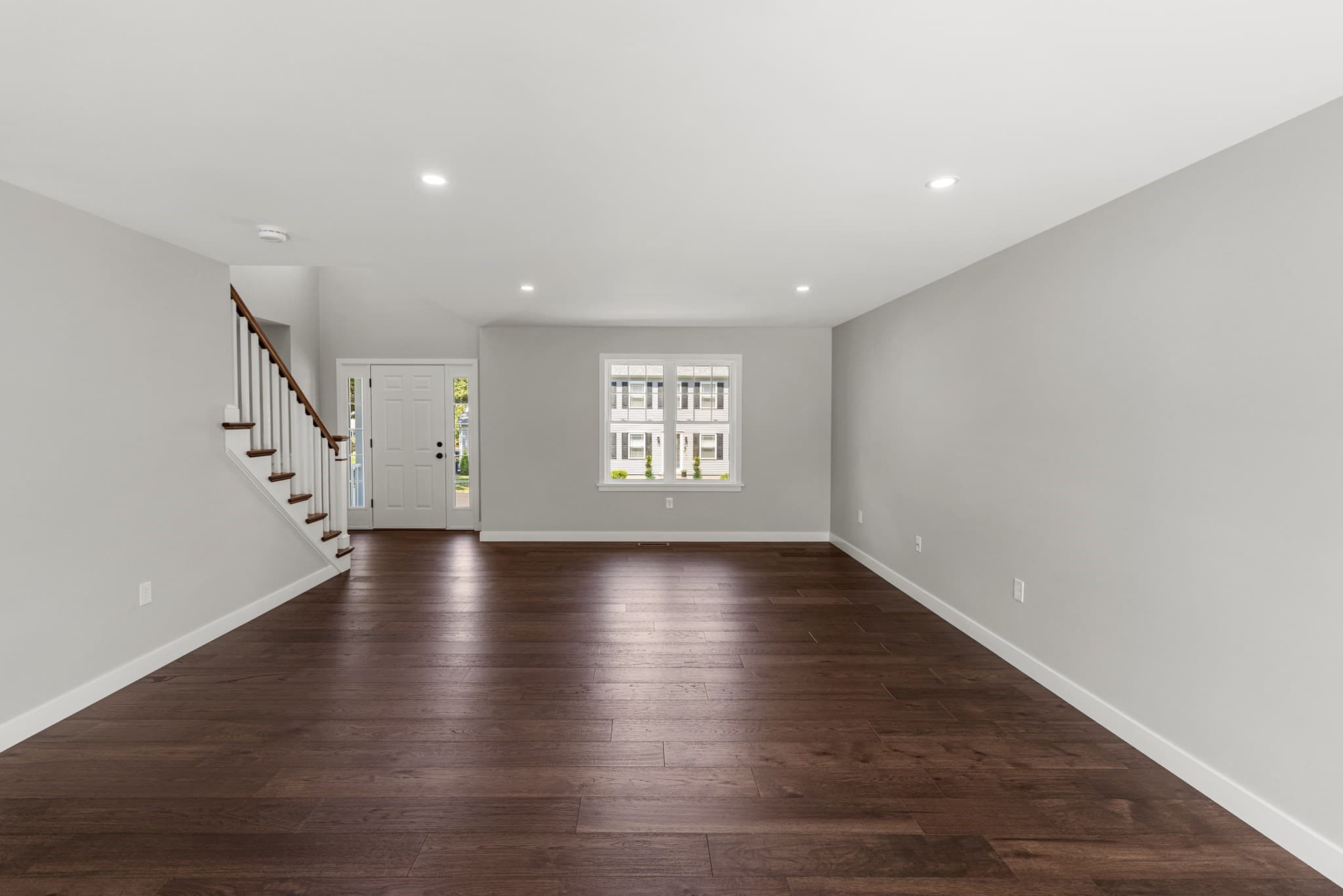Single Family Residence at 961 Wood St, Fall River MA 02721, Fall River, photo 9 of 30