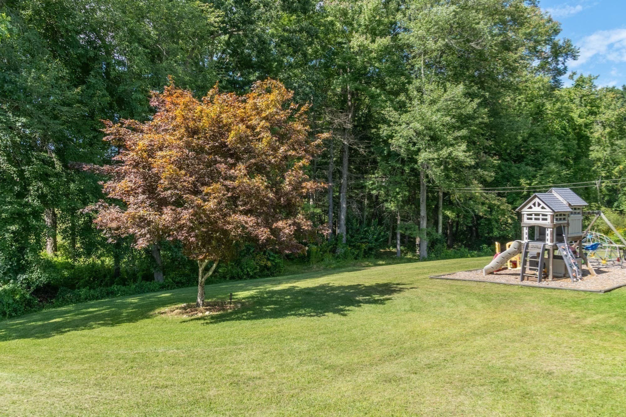 Single Family Residence at 18 Clarence Dr, Oxford MA 01540, Oxford, photo 37 of 42
