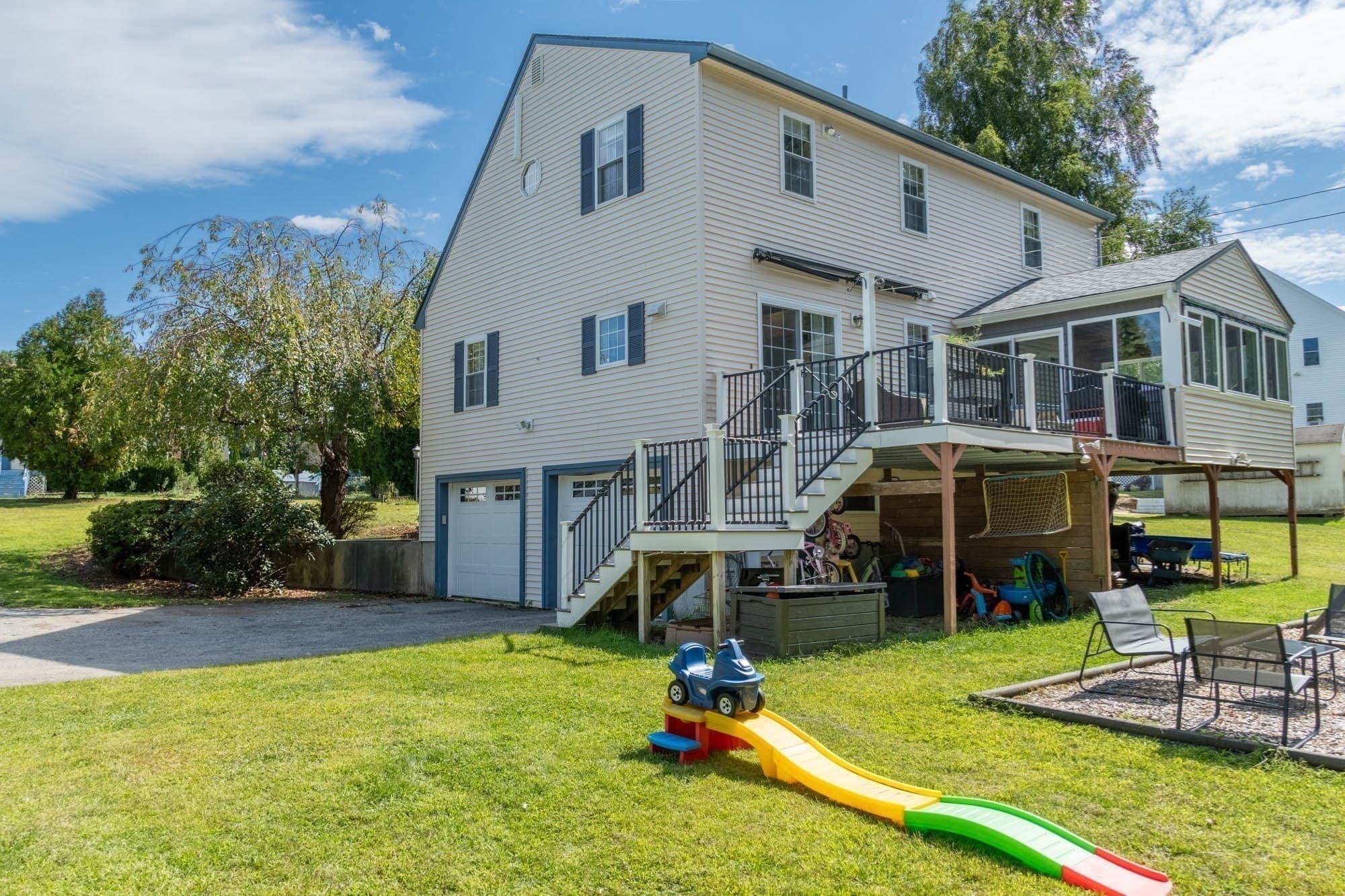 Single Family Residence at 18 Clarence Dr, Oxford MA 01540, Oxford, photo 4 of 42