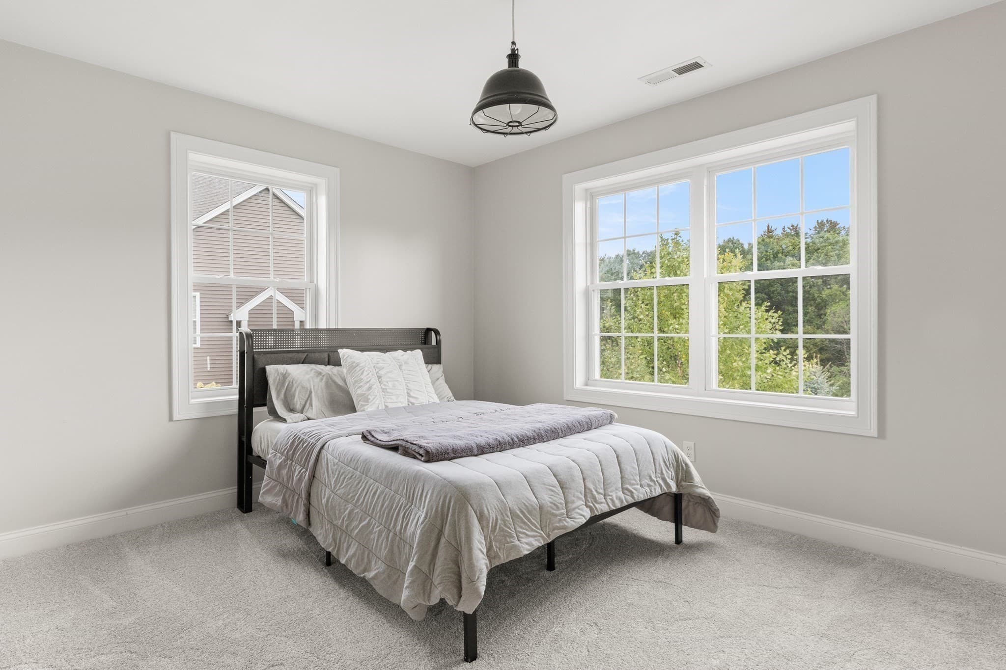 Single Family Residence at 1 Poplar Hill Cir, Merrimac MA 01860, Merrimac, photo 24 of 42