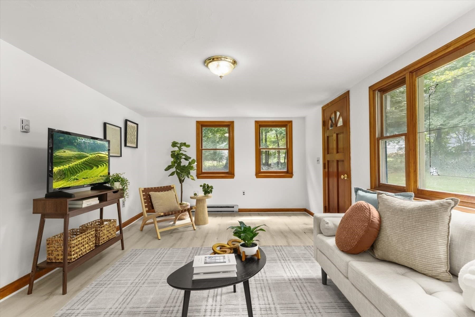 Single Family Residence at 229 Bent St, Franklin MA 02038, Franklin, photo 2 of 38