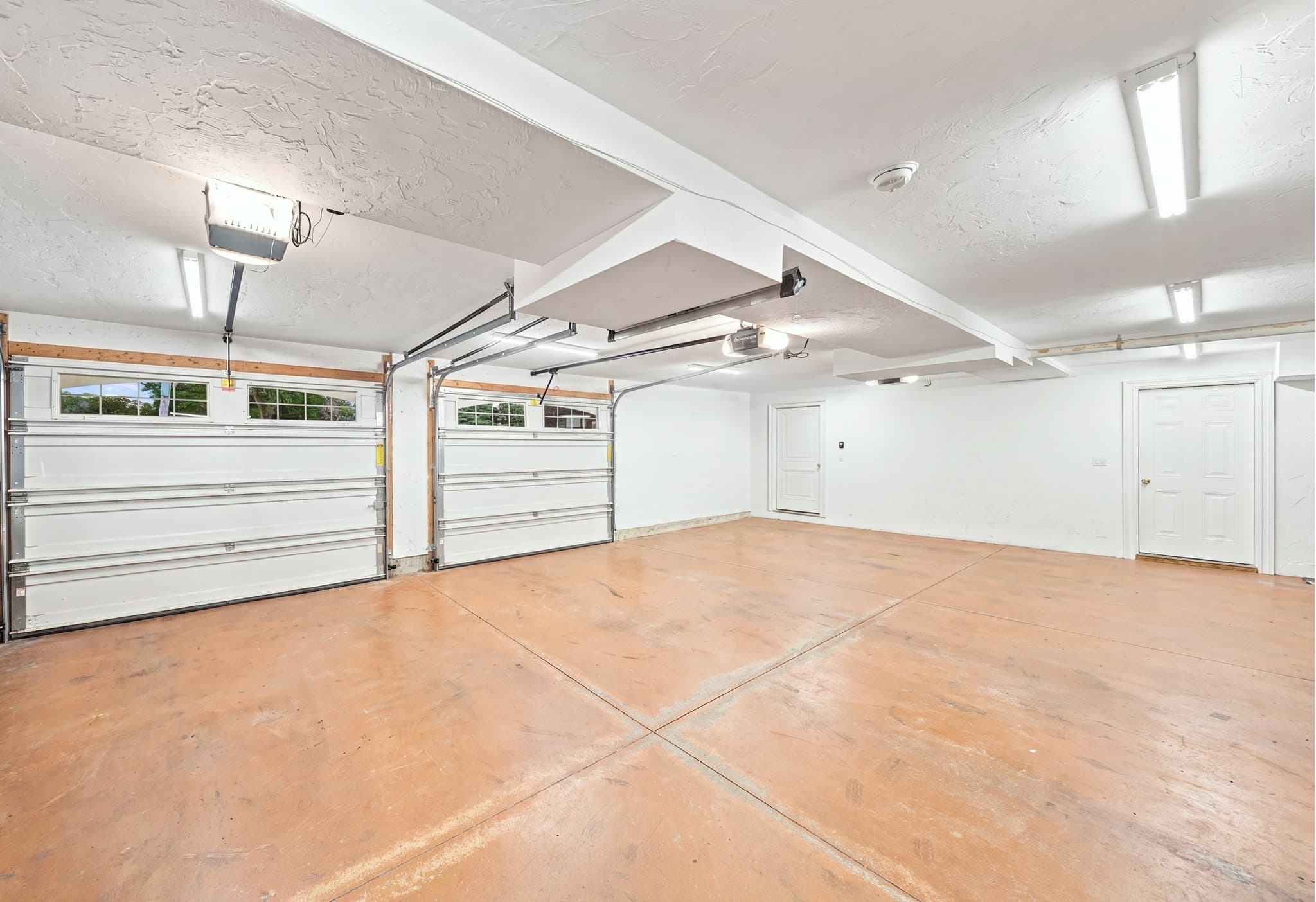 Single Family Residence at 5 Dell Ave, Wakefield MA 01880, photo 41 of 42