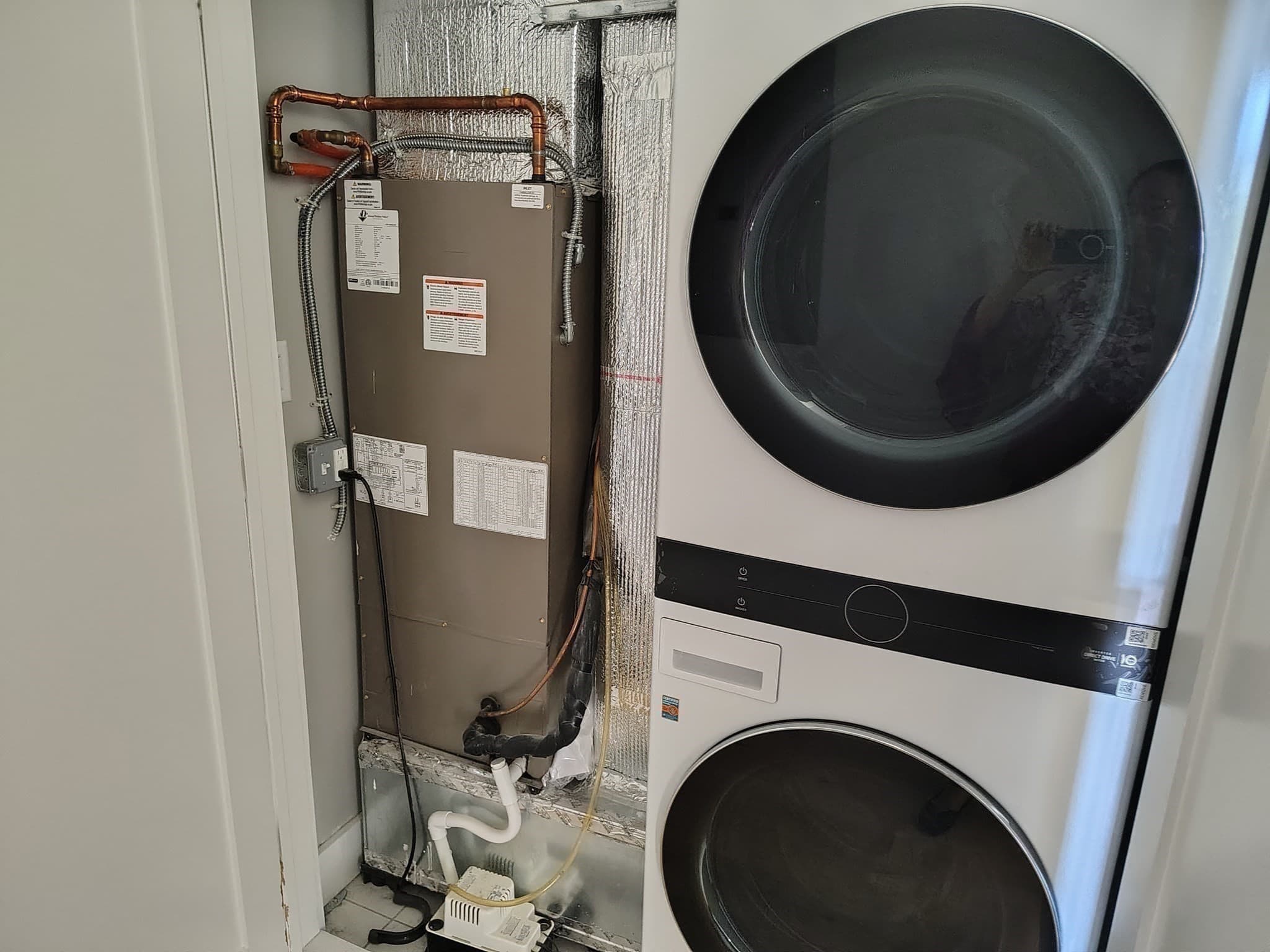 Condominium at 60 Cross St E # 211, Somerville MA 02145, Somerville, photo 12 of 22