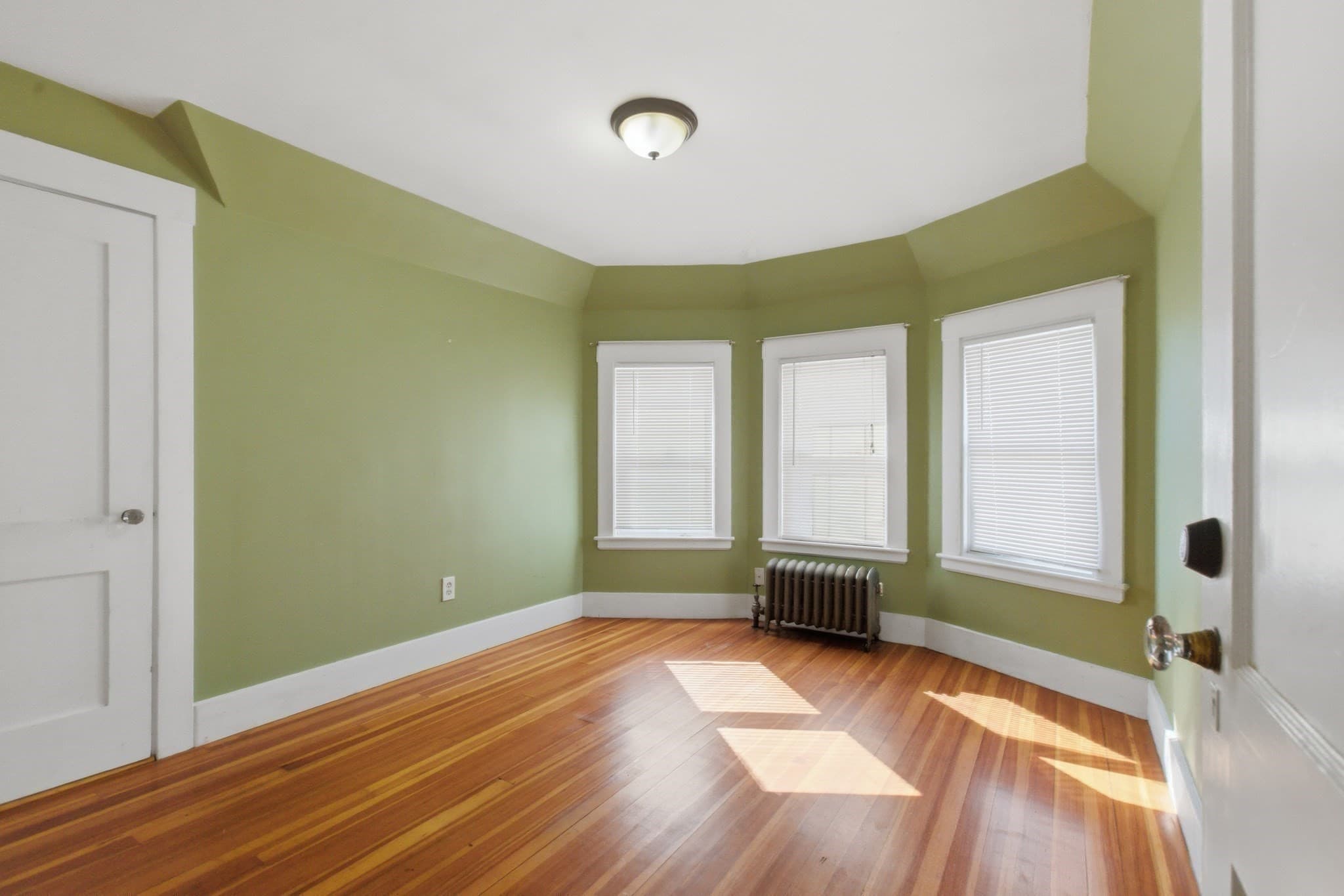 2 Family - 2 Units Up/Down at 22 E Emerson St, Melrose MA 02176, Melrose, photo 25 of 30