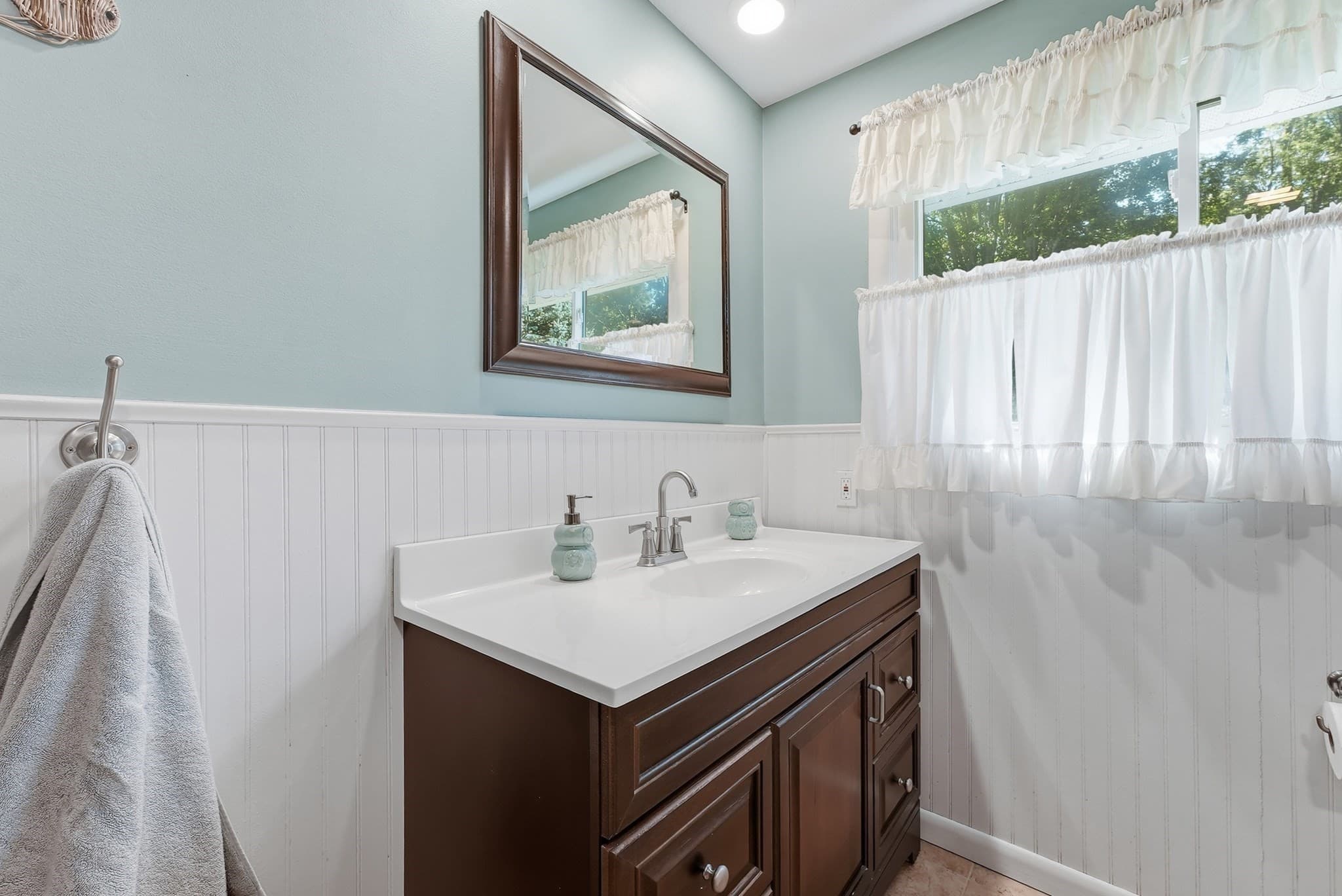 Single Family Residence at 19 Old Barn Road, West Springfield MA 01089, West Springfield, photo 23 of 42