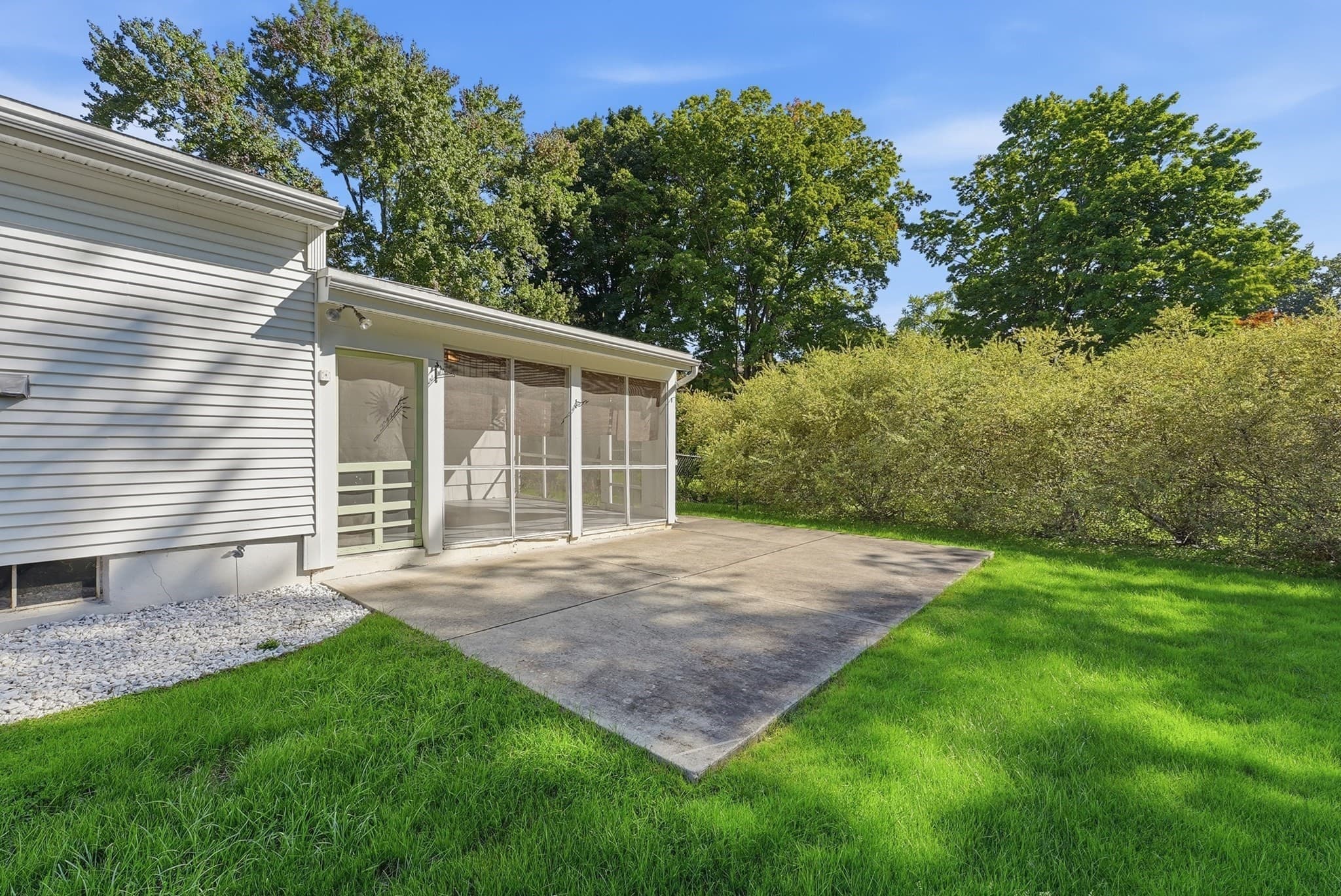 Single Family Residence at 19 Old Barn Road, West Springfield MA 01089, West Springfield, photo 35 of 42