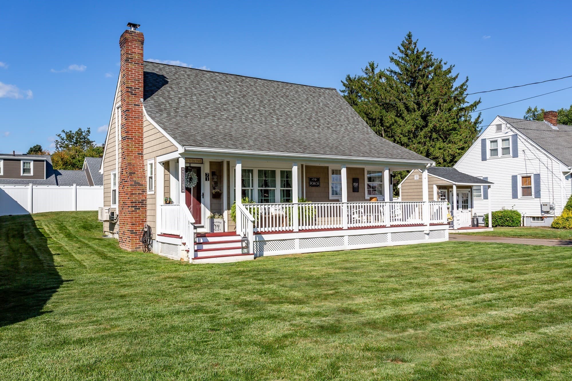 Single Family Residence at 71 Sycamore St, Swansea MA 02777, Swansea, photo 3 of 41