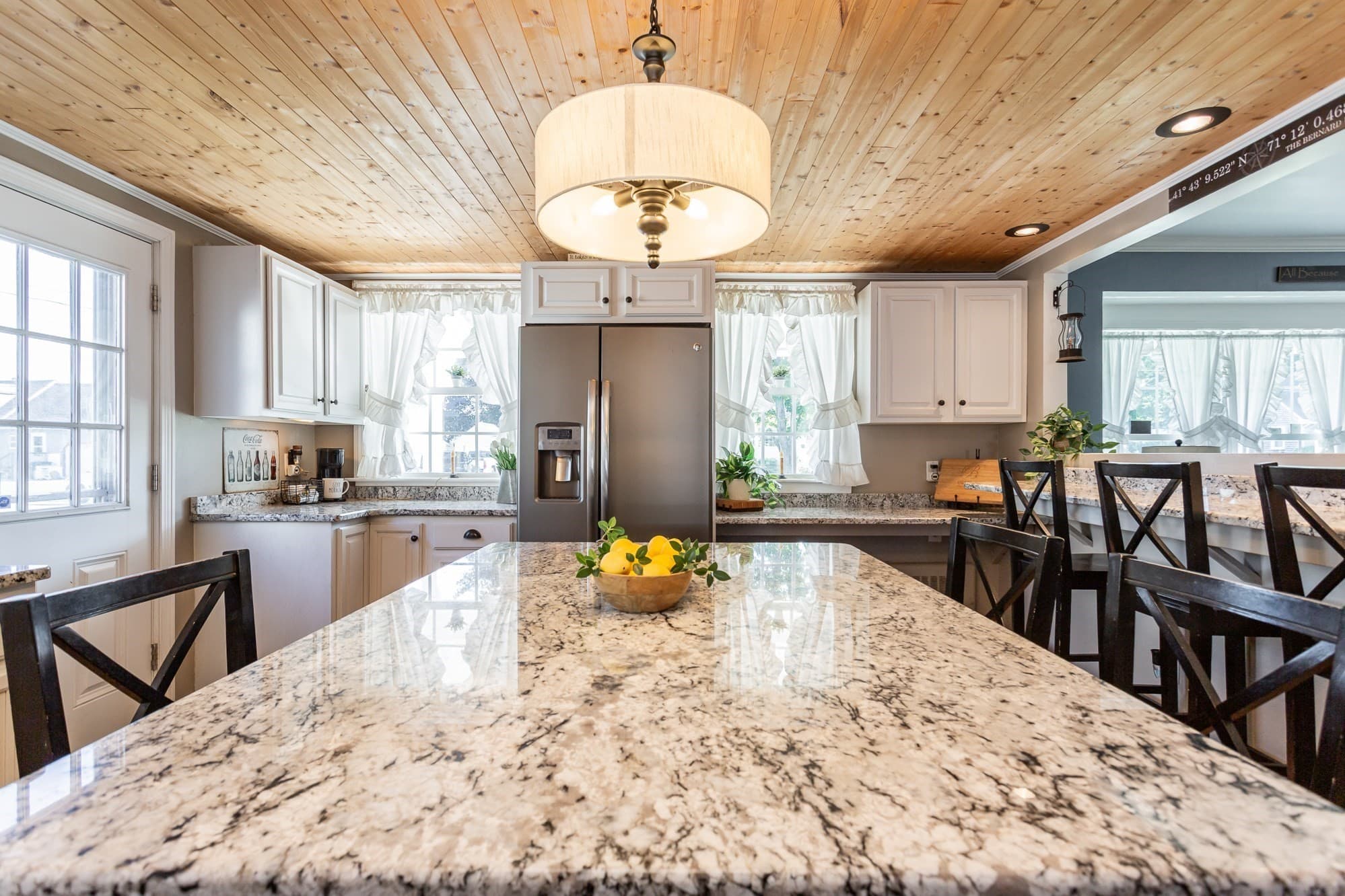 Single Family Residence at 71 Sycamore St, Swansea MA 02777, Swansea, photo 11 of 41