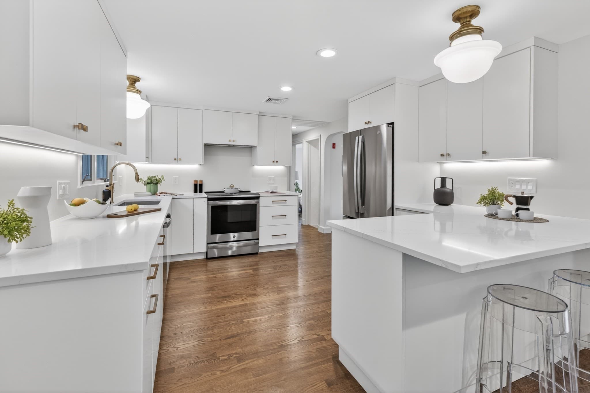 Single Family Residence at 91 Grove, Brookline MA 02467, Brookline, photo 5 of 18