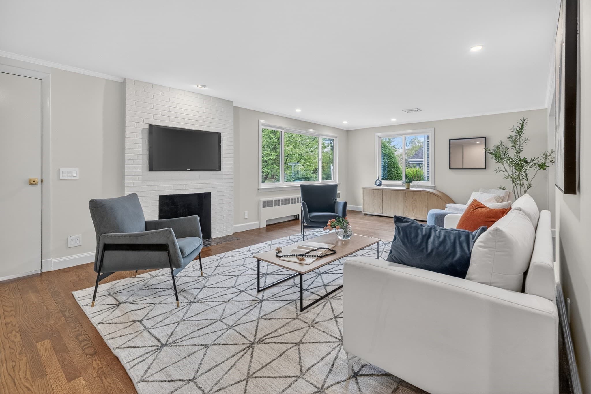 Single Family Residence at 91 Grove, Brookline MA 02467, Brookline, photo 4 of 18