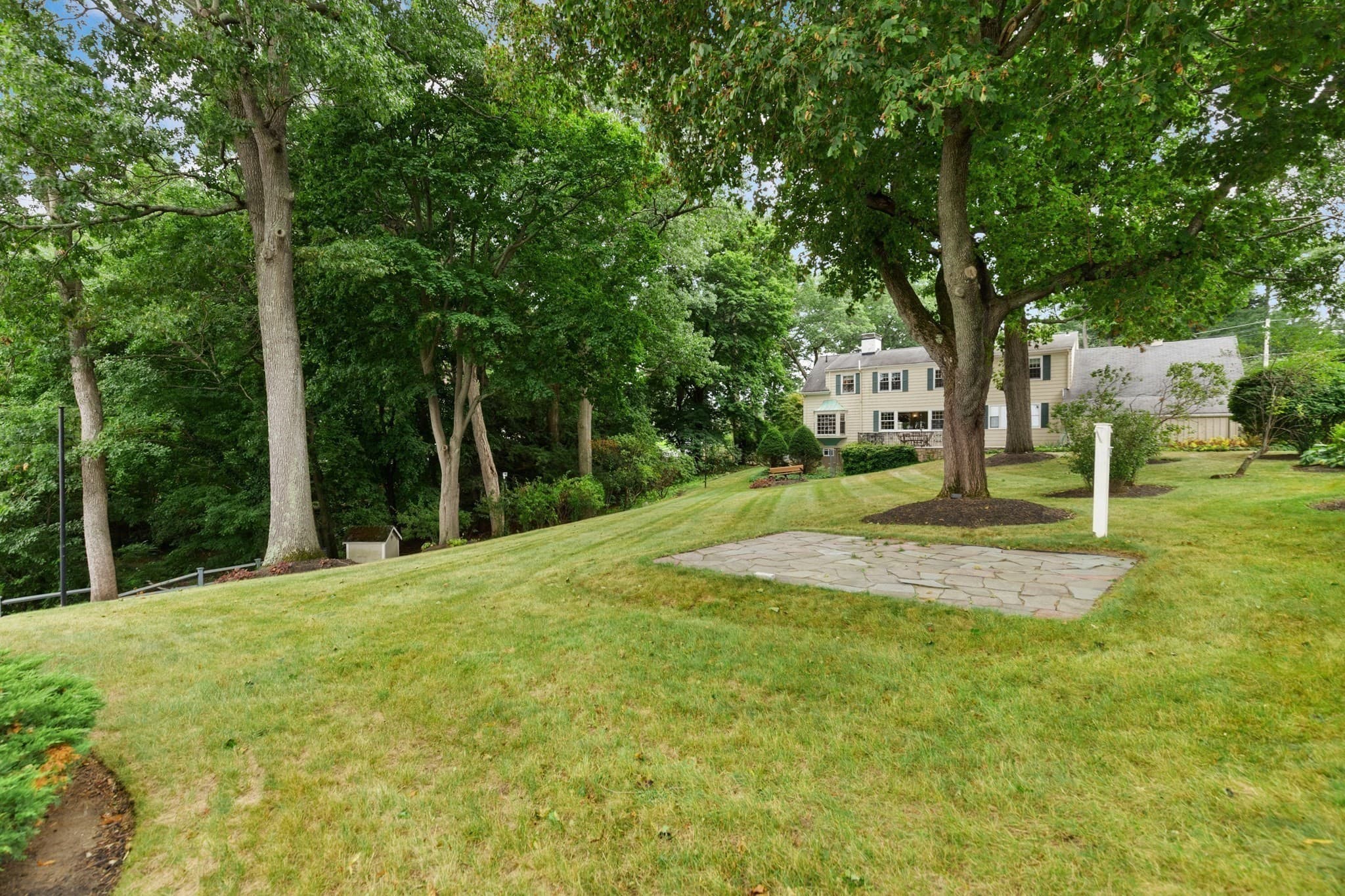 Single Family Residence at 48 Locksley Rd, Lynnfield MA 01940, Lynnfield, photo 28 of 37