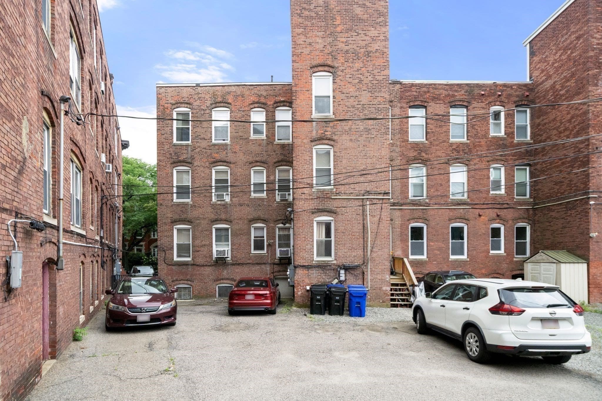 3 Family at 3 Strathmore Rd, Brookline MA 02445, Brookline, photo 21 of 23