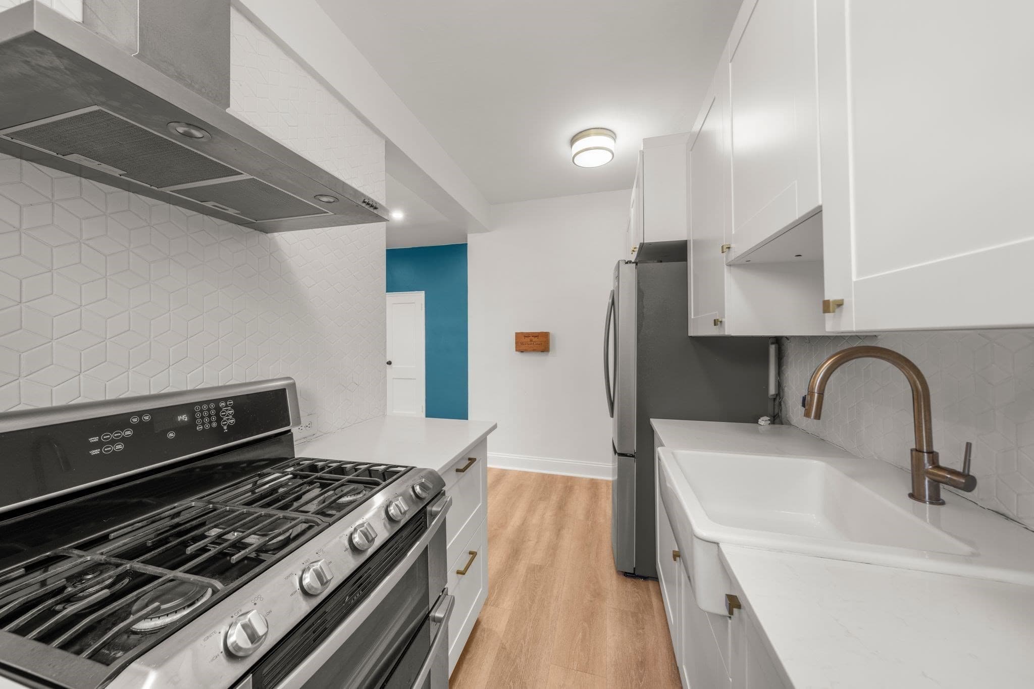 Condominium at 33 Lennon Ct # 43, Boston MA 02127, Boston, photo 5 of 18