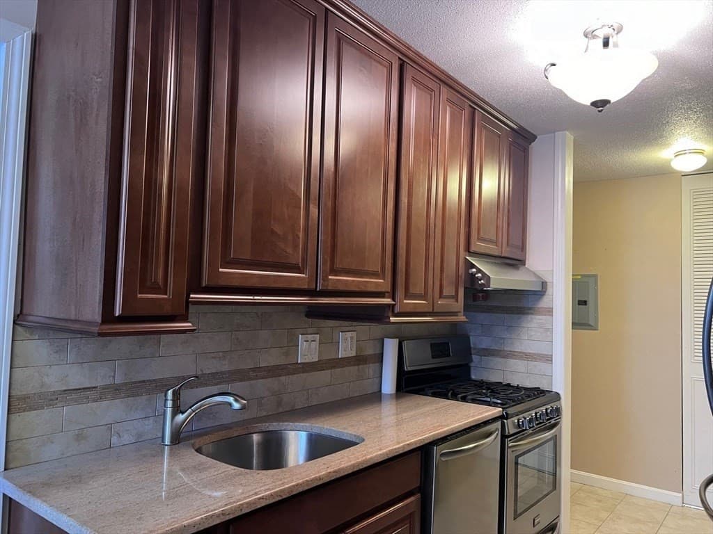 70 Shrewsbury Green # C, Shrewsbury MA 01545